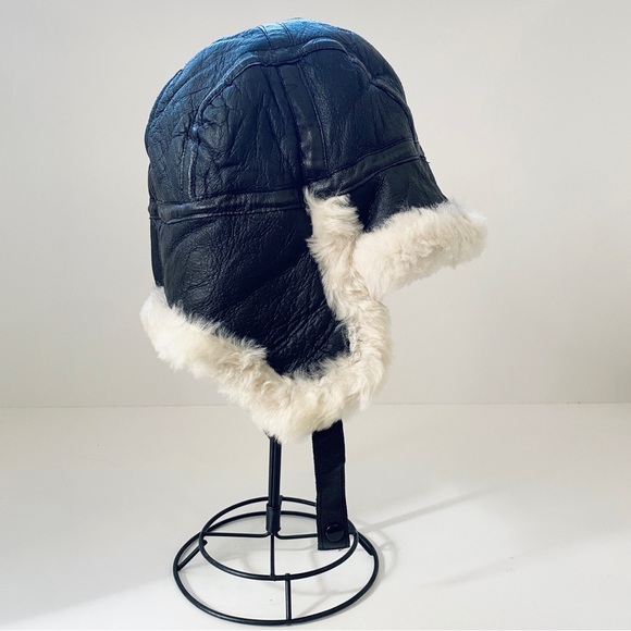 Leather trapper hat main image 7